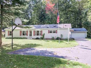 2235 Lynn St, Sanford, MI 48657