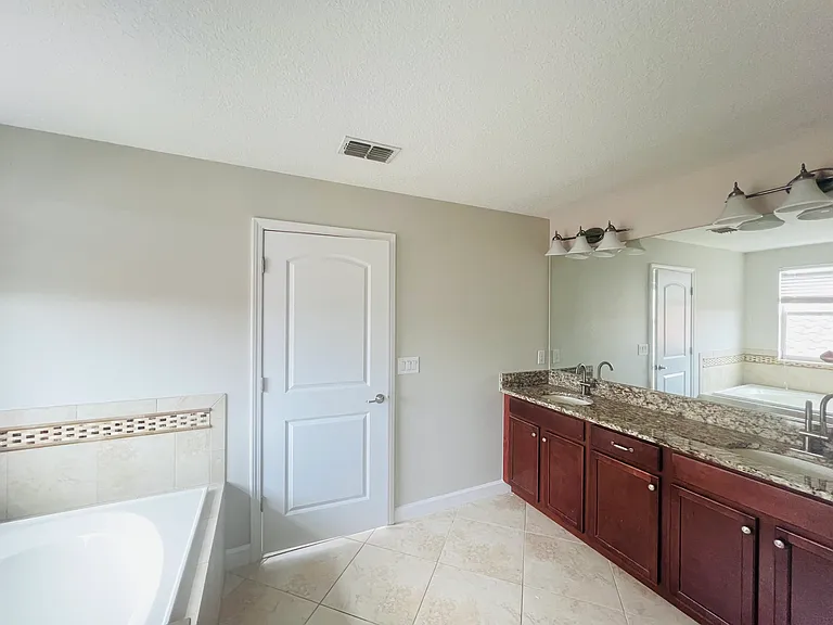 13149 Green Violet Dr — Photo 8