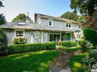 774 Connecticut View Dr, Oyster Bay, NY 11771