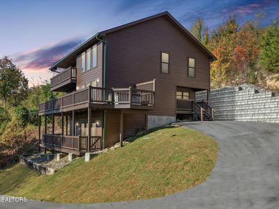 781 Village Loop Rd, Gatlinburg, TN, 37738