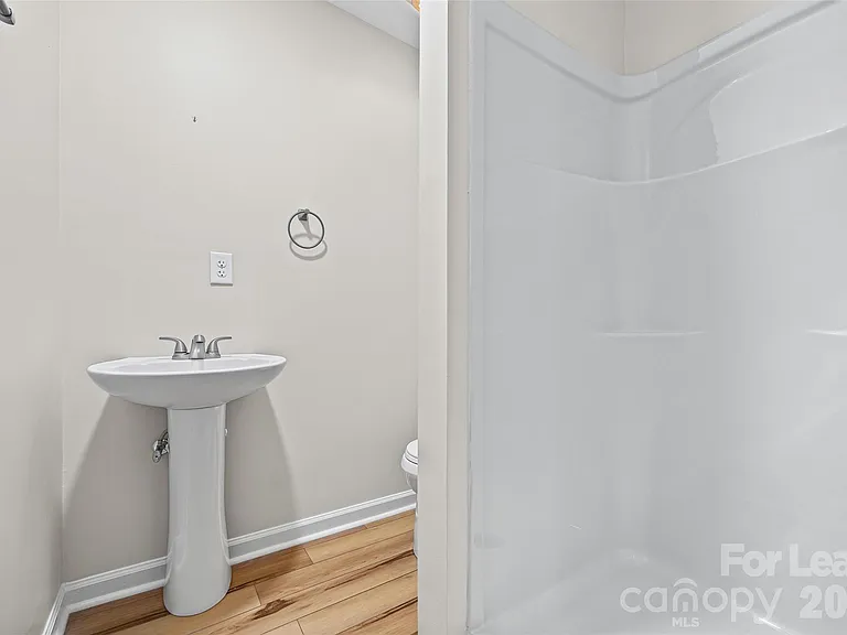 103 Rankin St — Photo 16