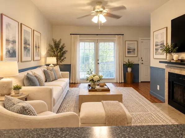 2121 El Paseo St APT 1511, Houston, TX 77054