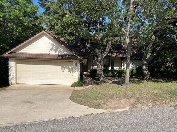 2904 Chisholm Trl