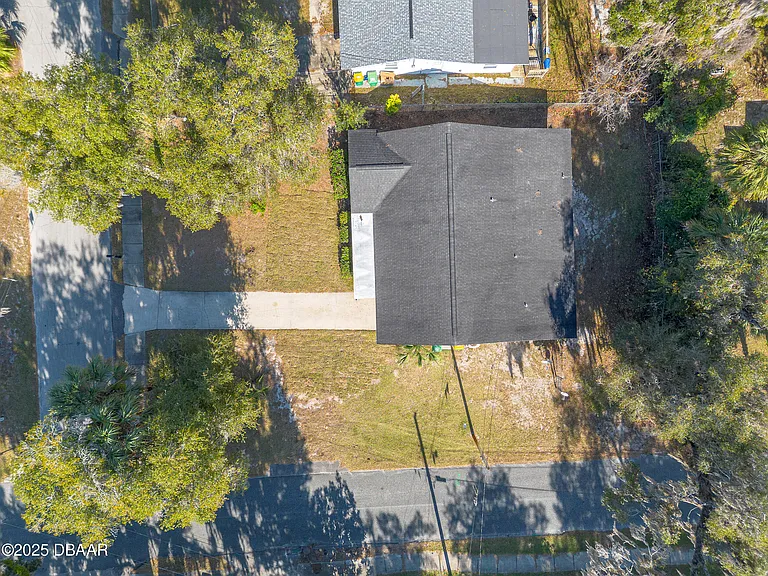 109 S Colorado Ave #A — Photo 35