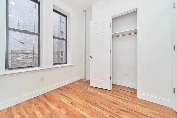 Rented by Compass | media 9