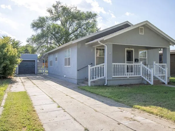 1210 Denver Ave, Dalhart, TX 79022