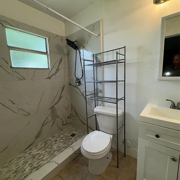 1132 NW 4th Ave #1 — Photo 7