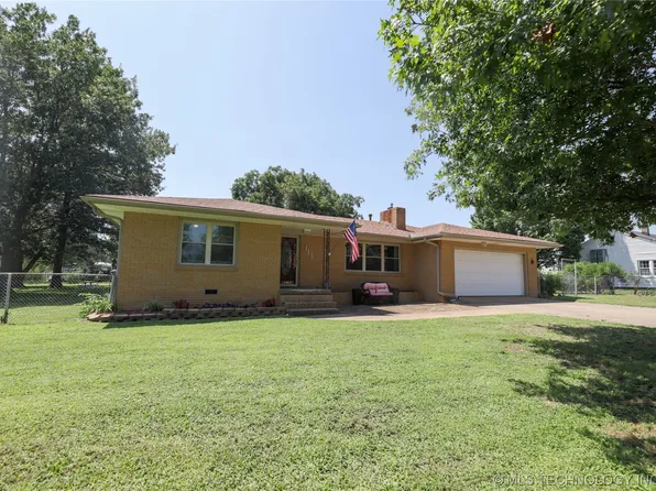 111 S Short St, Copan, OK 74022