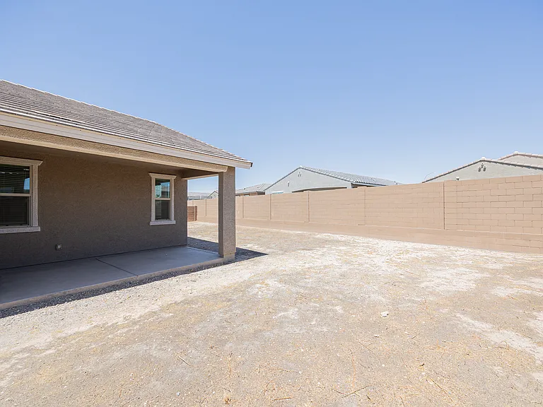 4607 S 111th Dr — Photo 30