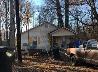 9 Walltown St, Lexington, NC 27292