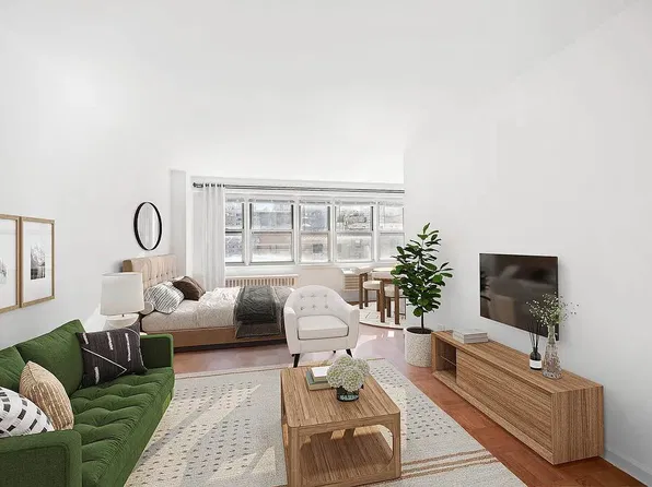 150 East 37th Street image 1 of 4