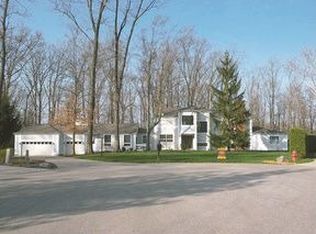 97 Dogwood Trl, Batesville, IN