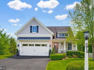 54 Circle Rock Dr, Ephrata, PA 17522