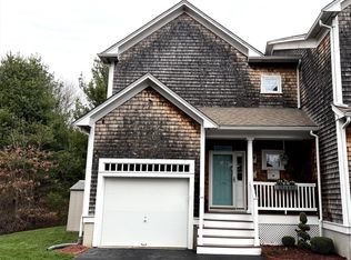 38 Elm St #D, Hanson, MA 02341