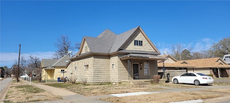 1st image of 301 N 21st St #2015-C