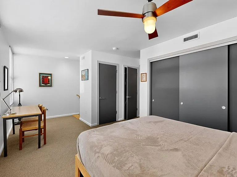 343 Platinum St SW #B — Photo 19