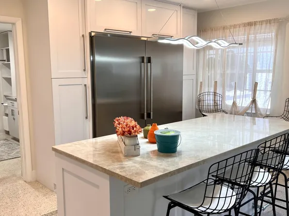 464 NW 11th St, Boca Raton, FL 33432