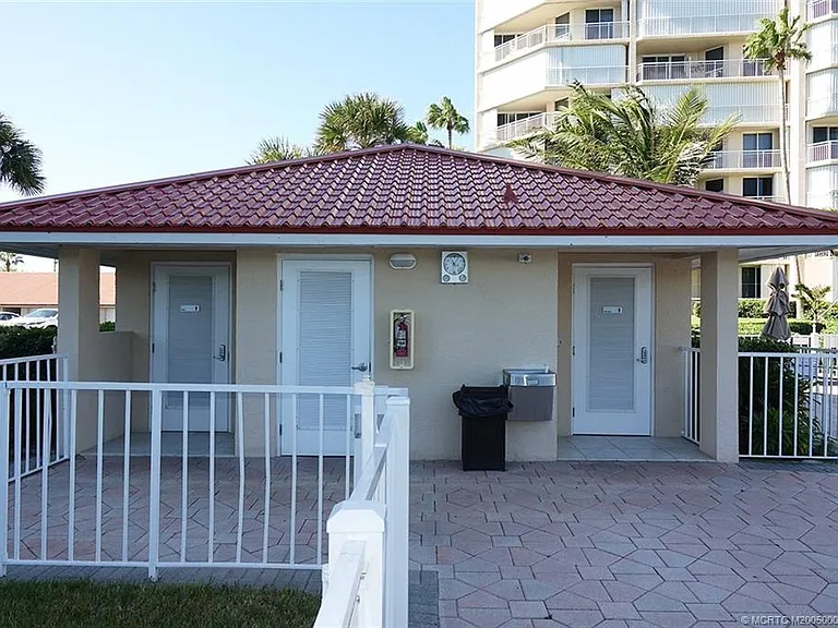 3880 N Highway A1A #905 — Photo 43