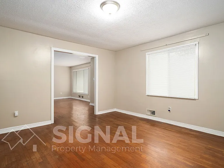 5117 Highland Ave — Photo 10