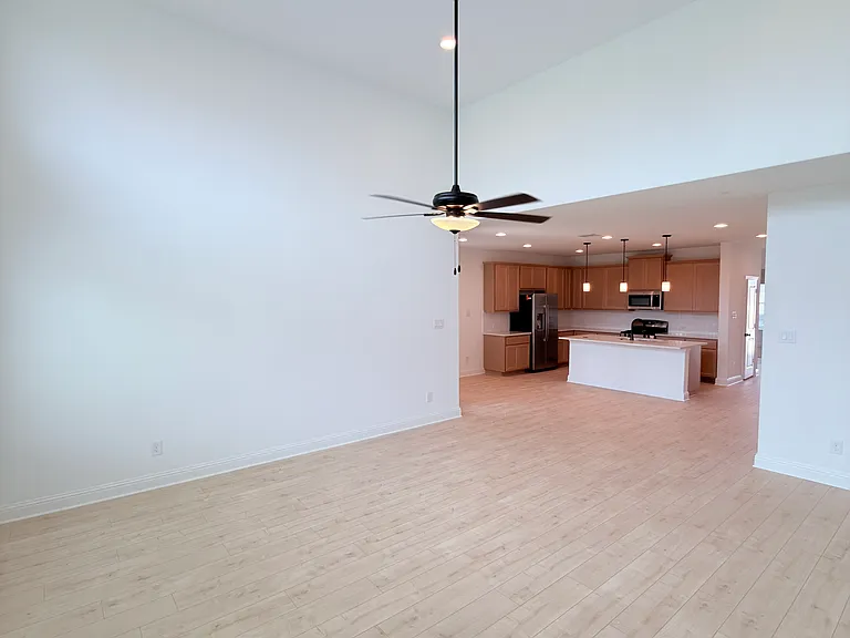 1809 Gleasondale Dr — Photo 15