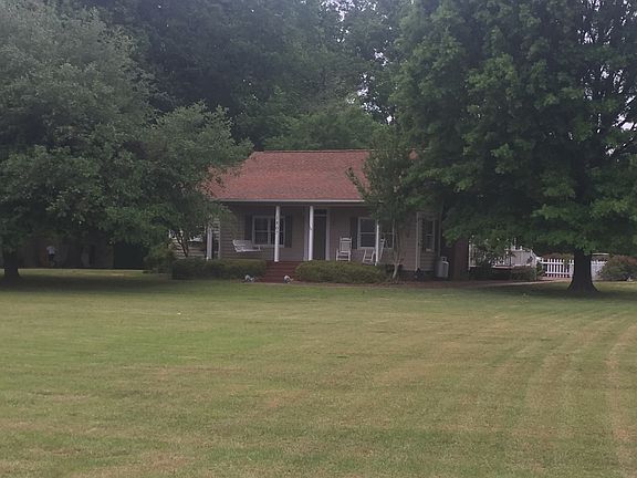 Large front yard, view from 