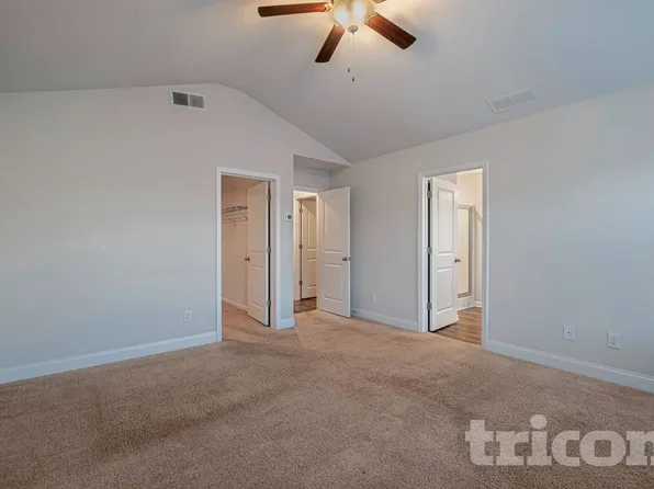 1492 Silver Charm Ln, Lawrenceville, GA 30044