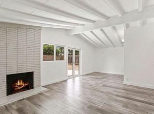 20324 Hamlin St, Winnetka, CA 91306