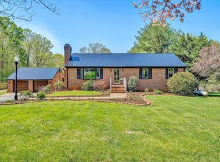 107 Casaloma Dr, Forest, VA