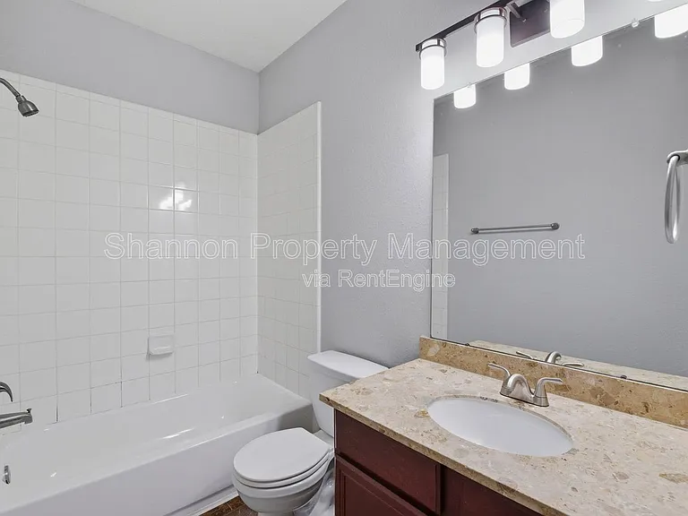 17142 Amarose Dr — Photo 19