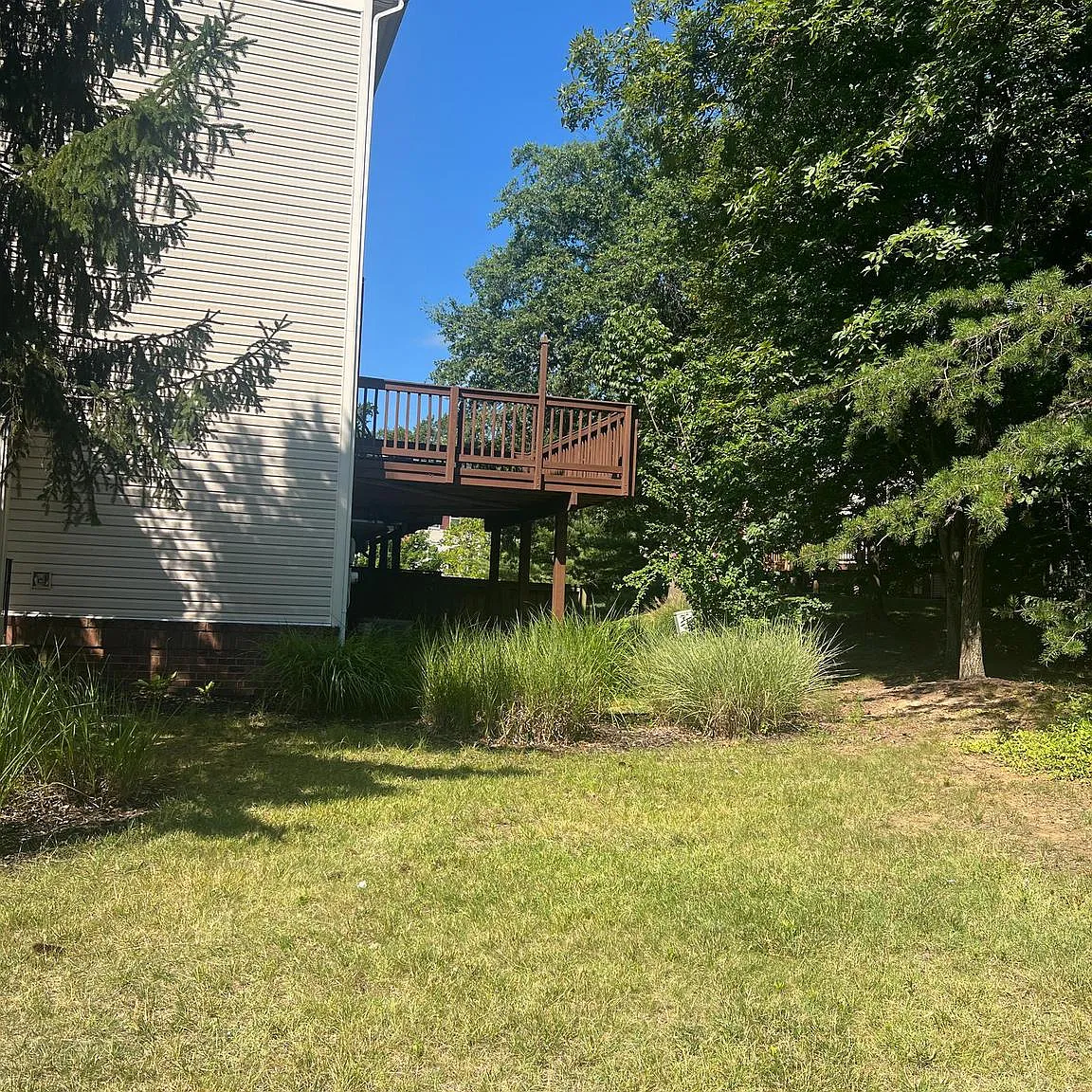 3 bed, 4.0 bath, 2100 sqft, $3,300 — Photo 3