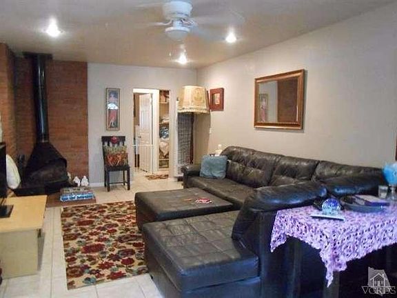 5th image of 1115 Forest Ave
