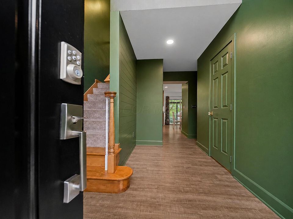 2363 Ziner Cir N, Grove City, OH 43123 | Zillow