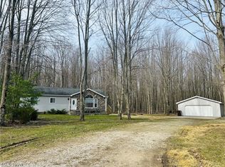 6453 Brandywine Dr, Andover, OH 44003