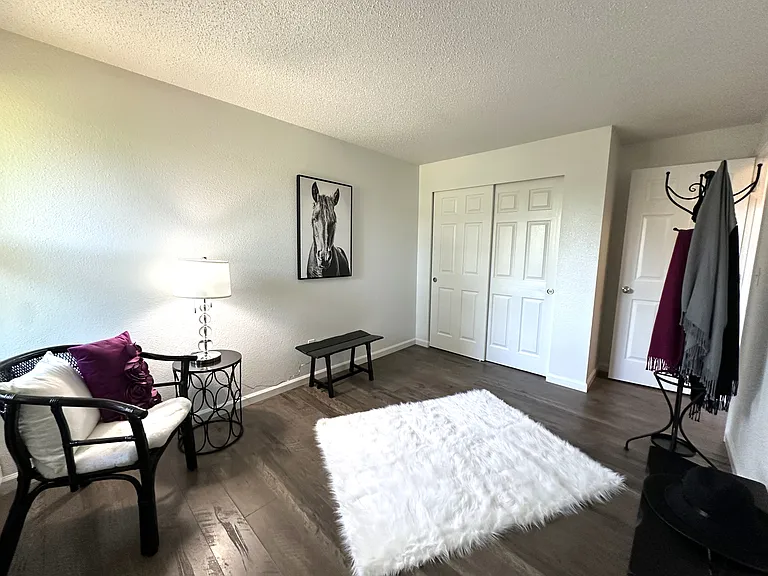 844 Phoenix St NE — Photo 14