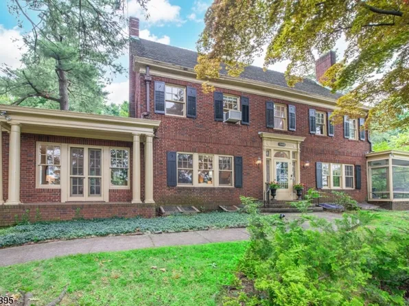 340 Up Mountain Avenue, Montclair Twp., NJ 07043