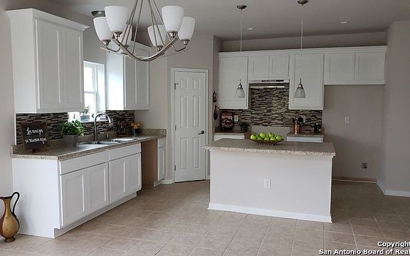 5th image of 8943 Silver Bow Dr