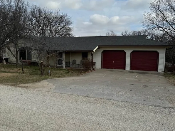 1102 SE Green Rd, Tecumseh, KS 66542
