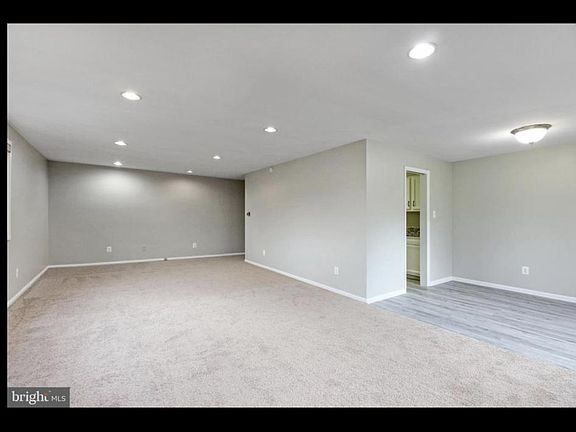 5th image of 750 S Dickerson St APT 408