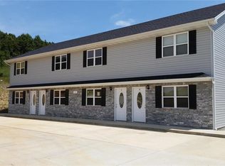 24444 Sounder Ln #A-D, Waynesville, MO 65583