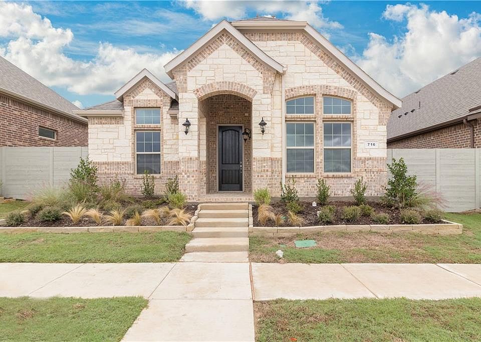1st image of 716 Boardwalk Way