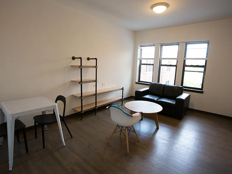 Dining/Living room