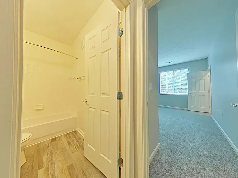Wellington Place — Photo 90