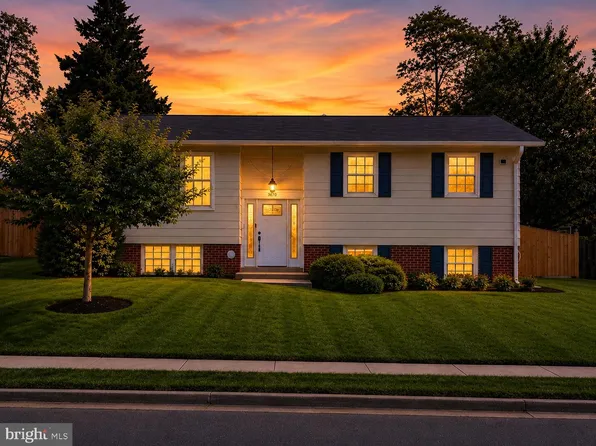 3610 Heritage Ln, Fairfax, VA 22030