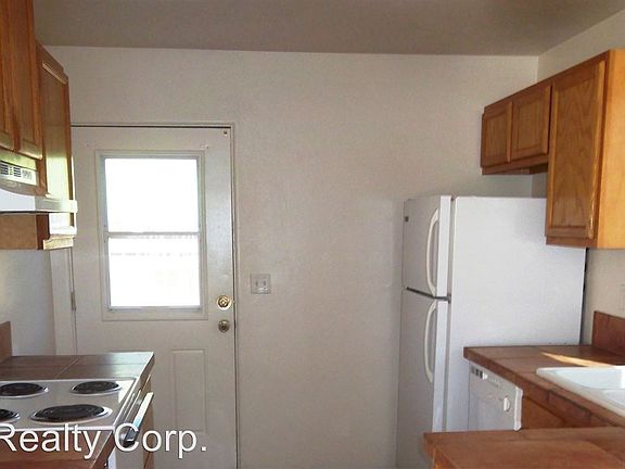 2nd image of 1919 S 8th Ave Unit 01