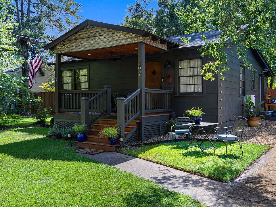 1st image of 207 S Friou St