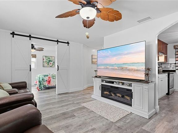 4th image of 1447 Shadowlawn DR