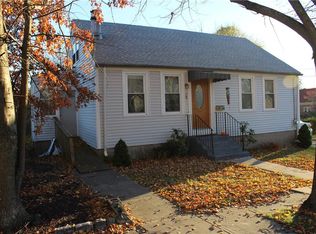 28 Erie St, Providence, RI 02908