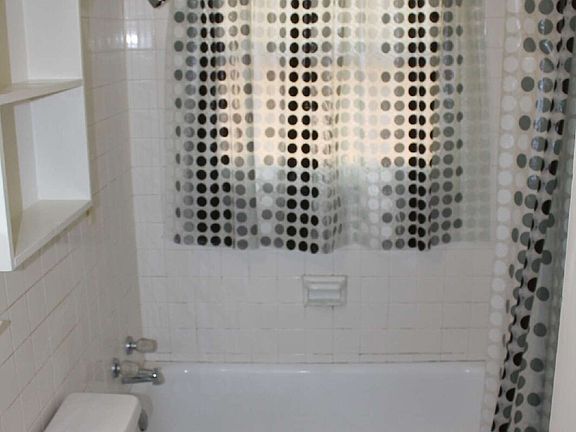5th image of 5608 Morlee Dr S