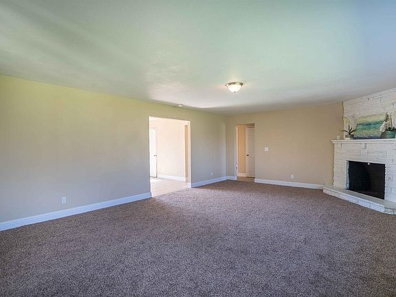 4th image of 5356 E White Ave