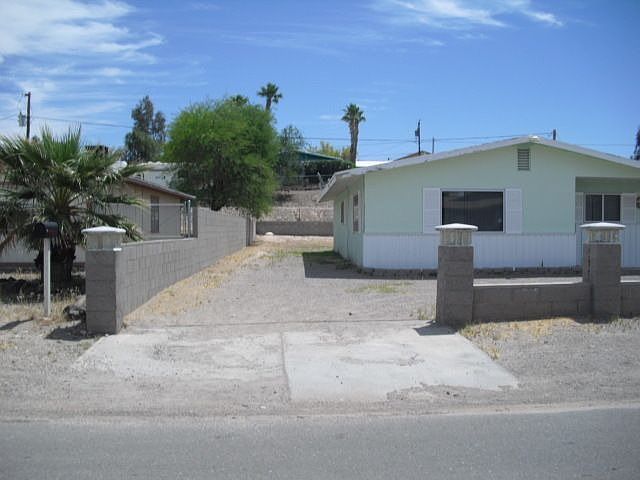 2nd image of 2090 Buccaneer Dr